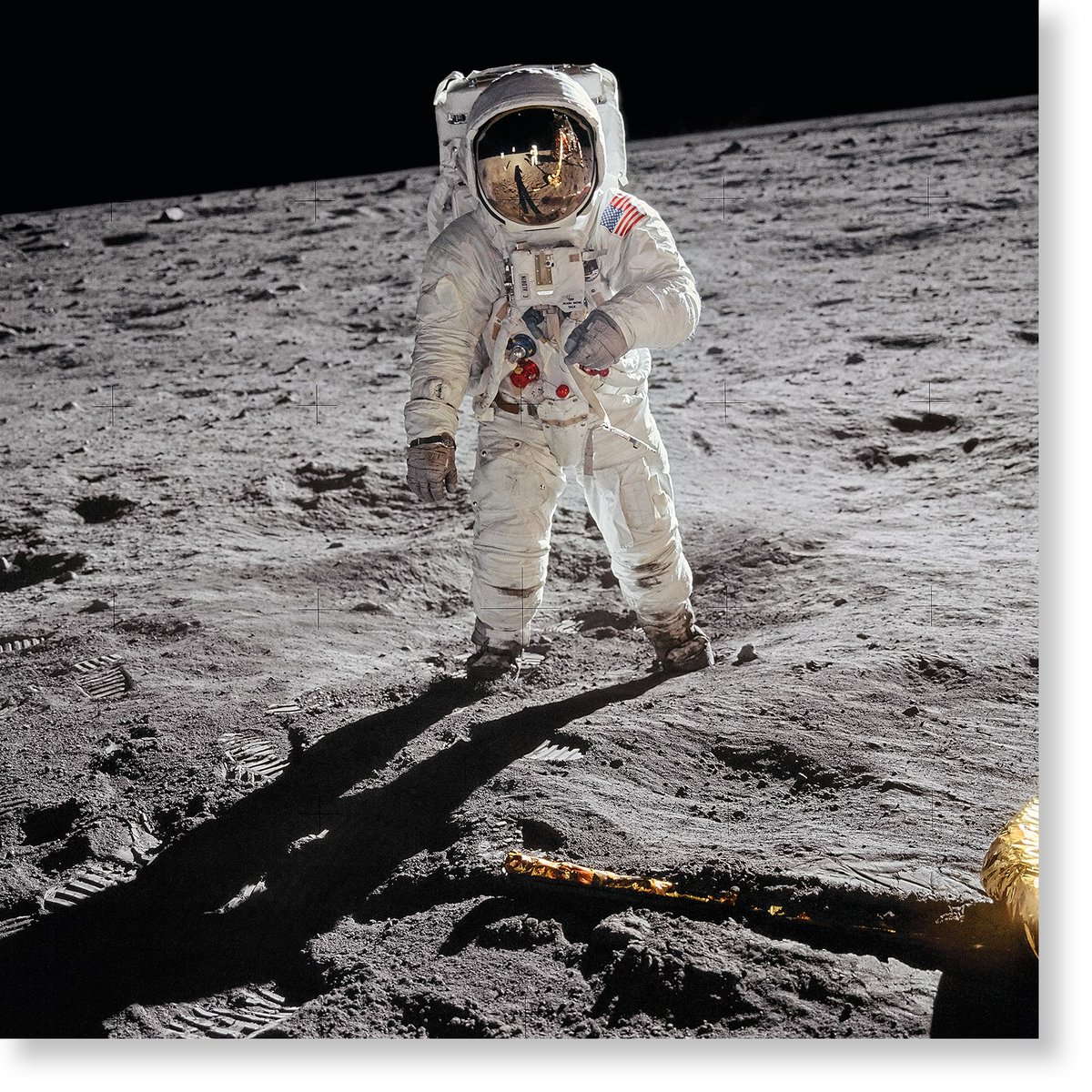 Happy 93th Birthday to the legendary 
<a href="/TheRealBuzz/">Dr. Buzz Aldrin</a> ! Thank you for your pioneering spirit and for being a true inspiration to millions of people around the world. #HappyBirthdayBuzzAldrin #Moonlanding #SpaceExploration #Mendelfamily