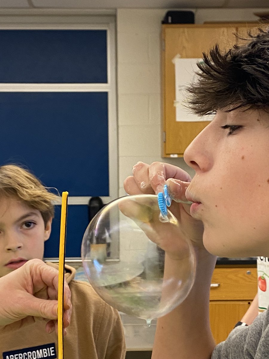 jill_agin's tweet image. Bubble Olympics #NeetaScience Biggest Bubble