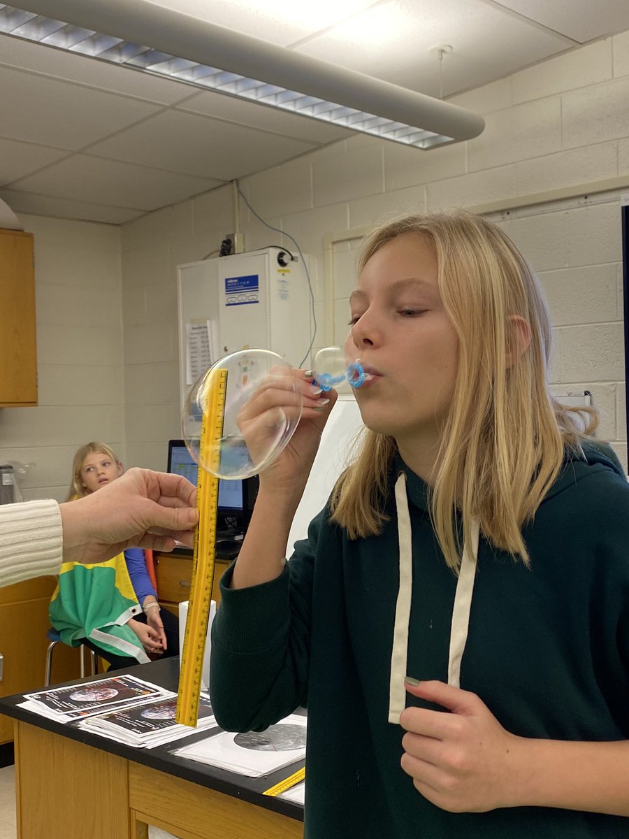 jill_agin's tweet image. Bubble Olympics #NeetaScience Biggest Bubble