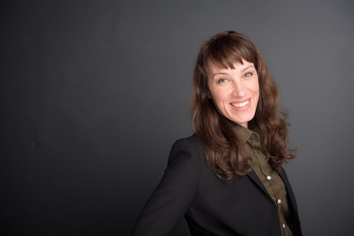 UBCExtended's tweet photo. Meet @jvanevra, award-winning writer, broadcaster, CBC reporter &amp; producer - and one of the amazing instructors for our #ProfessionalWritingCourses. Check out Jen's upcoming courses and sign up for one or two! https://t.co/hPU6uJcqyz #FreelanceWriting #LearnFromTheExpert #UBCExL https://t.co/kiuRYMSZWz