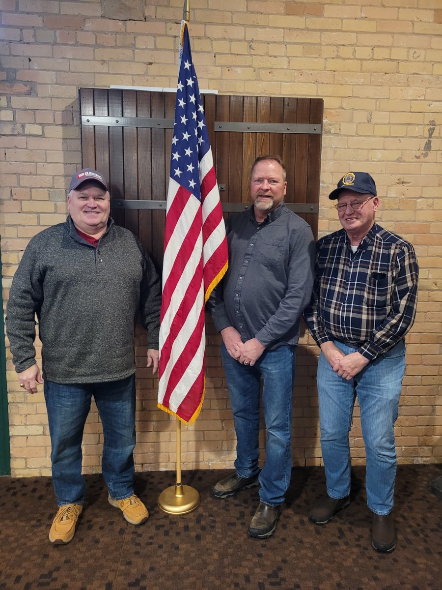 MnPrincetonUtil's tweet photo. As a Public Power entity, Princeton Public Utilities is governed by customers just like you. The 2023 Commission is: Chair Richard Schwartz, Vice-Chair Dan Erickson, and Commissioner Jack Edmonds. https://t.co/P6xAq5RFjR