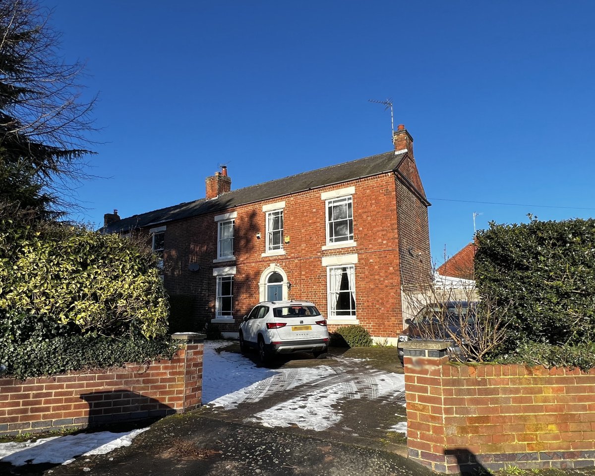SigmaArch's tweet photo. A wintery survey of this stunning period property to finish off a busy week ❄

For our Client's dream home, we intend to create a new 'heart' space kitchen and form dedicated home working spaces

Whilst surveying we also tried out some new technology to scan the home in full 📷 https://t.co/PvhmQYmigc