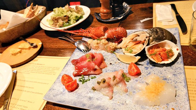 æ
åœãããšãã¶ã€ããŒãããšåè¡æ¬æã¡äžãããŸããð»