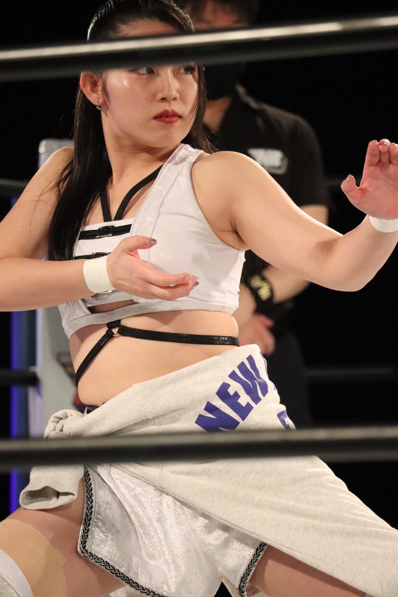 atsu7_chan's tweet photo. 1.20ベルサール高田馬場
稲葉ともか選手
東三河の姫君は今日も勇ましく凛々しく、ただただカッコよかったんだ👍
(ロープごめんて🙇♂️)
#稲葉ともか
#STARDOM
#NB7 https://t.co/sVtzIXIngv