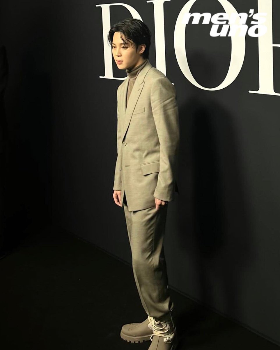 #JIMINxDIOR

#jhopeXDior

#JiminAtDiorFashionShow

#jhopeAtDiorFashionShow