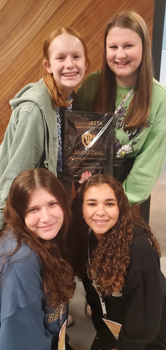 MrsHogue_SWMS's tweet photo. Congratulations to Addison Bedi, Makayla Autry, Eliza Lewis, and Katie Bradshaw!! -- 2nd place Marketing &amp; Communications at State Beta Convention. Way to represent @DrakesCreekMS !! https://t.co/v9pSXOziVL