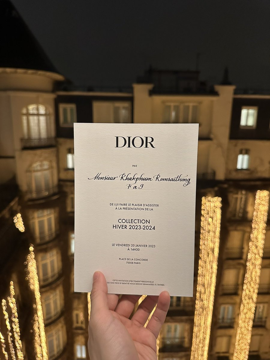 milephakphum's tweet photo. ,,, Super Happy To Watch The Nice Fashion Show &amp;  Super Happy To See You Guys Here In Paris💚 ,,,

.
.
#GreenyRose 
#MilexDiorWinter2023 https://t.co/paF8VmheFE