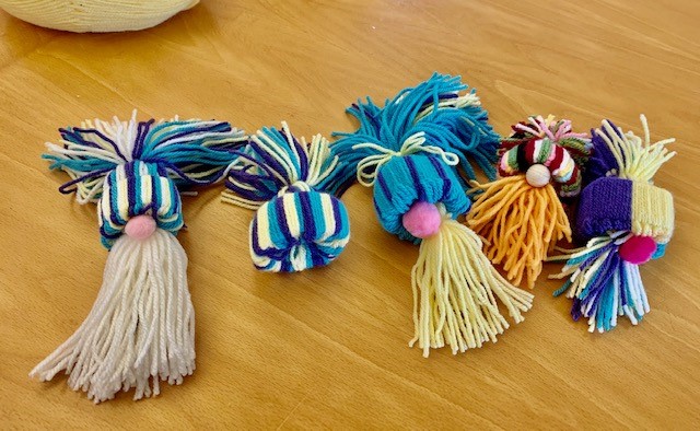 The participants at our Community Clubs have been creating fabulous woollen hats and gnomes! Such a simple craft but the results are excellent.

#TNLComFundESF