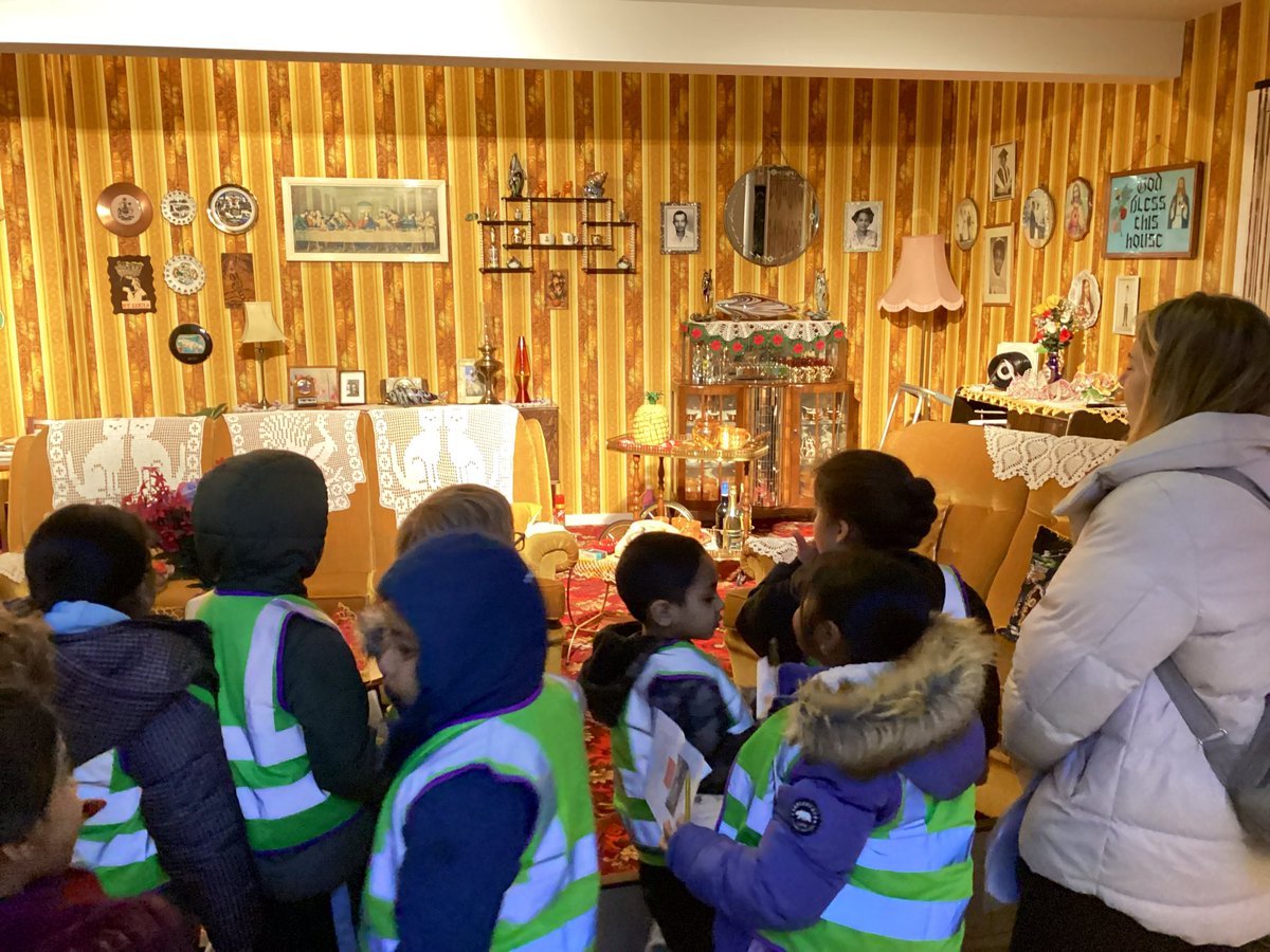 We had a great trip to the Museum of Home 🏠 We saw how homes have changed over time through objects and materials.