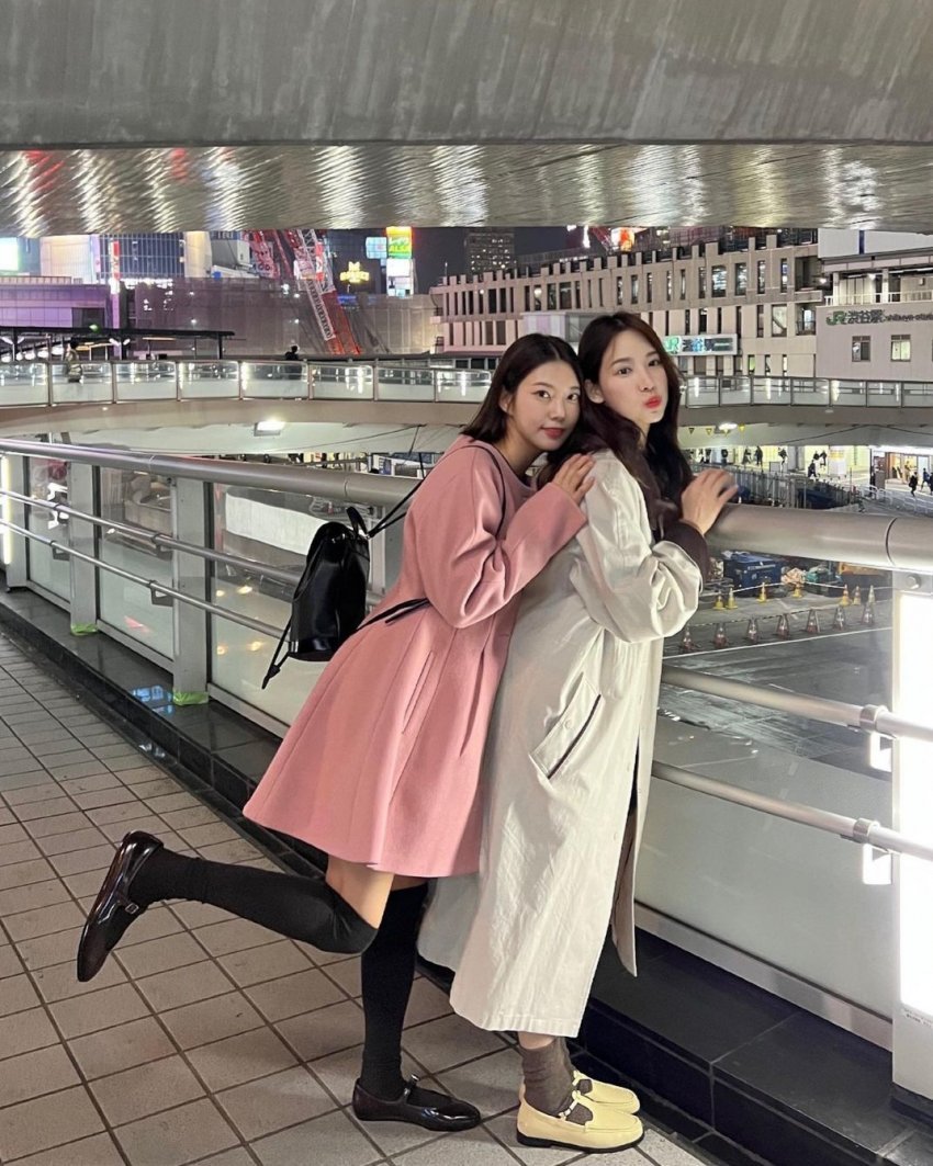 NaEon & NaYeon for fashionandstyle.official🤩
they look gorgeous🥰
🖇️instagram.com/p/Cno0qMRSKXh/ #TransitLove2