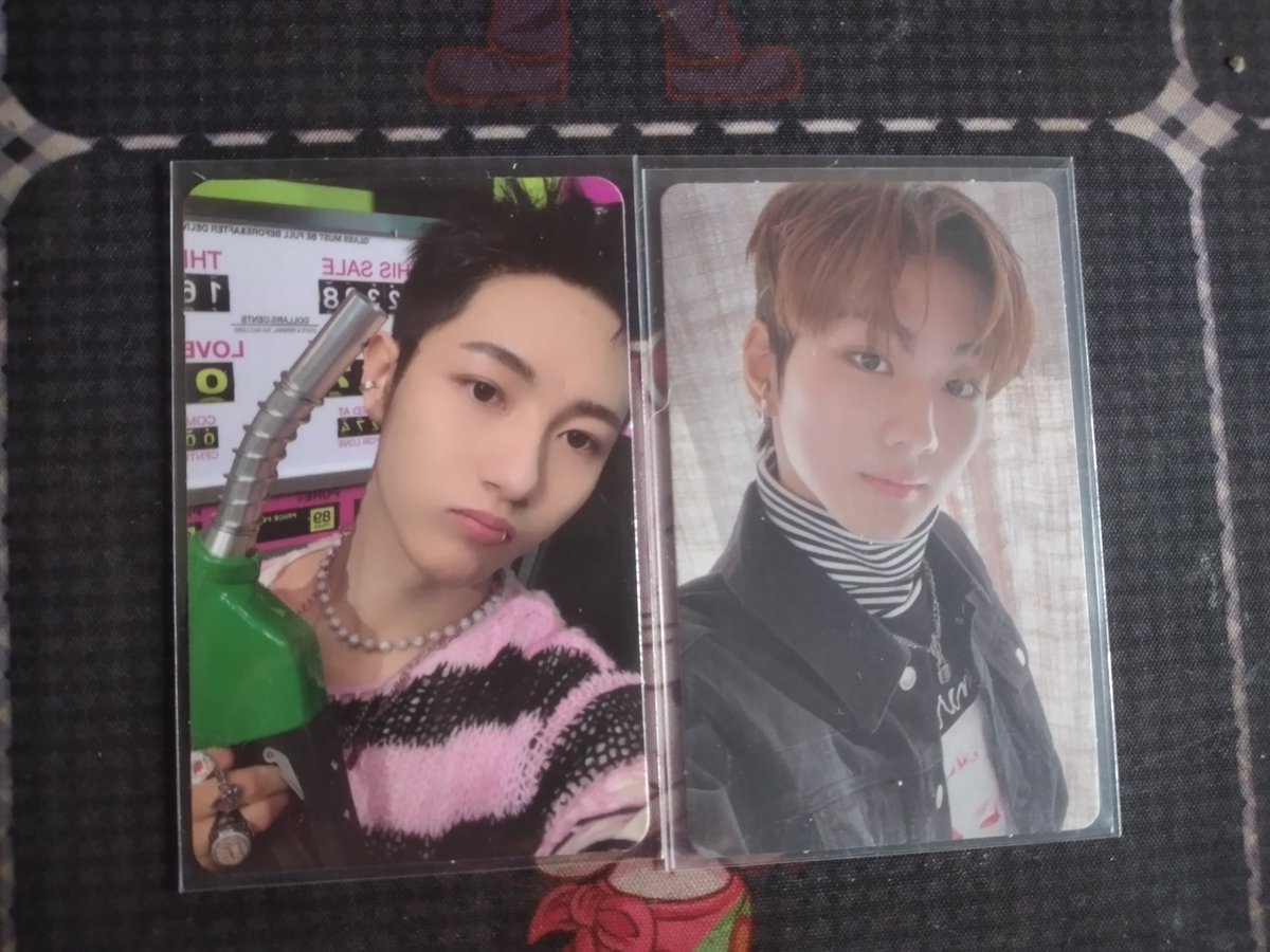 ˗ˏˋ꒰ #yooniewoniesells ꒱ 
wts lfb ph 

Renjun and Jungwon pc
— 200 each + pf + lsf
— payo
— dm me for the condi
— rcbyt: yooniewonieee.carrd.co
— reply mine or dm me
— no rush shipping 

t. wts lfb nct dream enhypen renjun glitchmode jungwon hype selca photocards pc ph