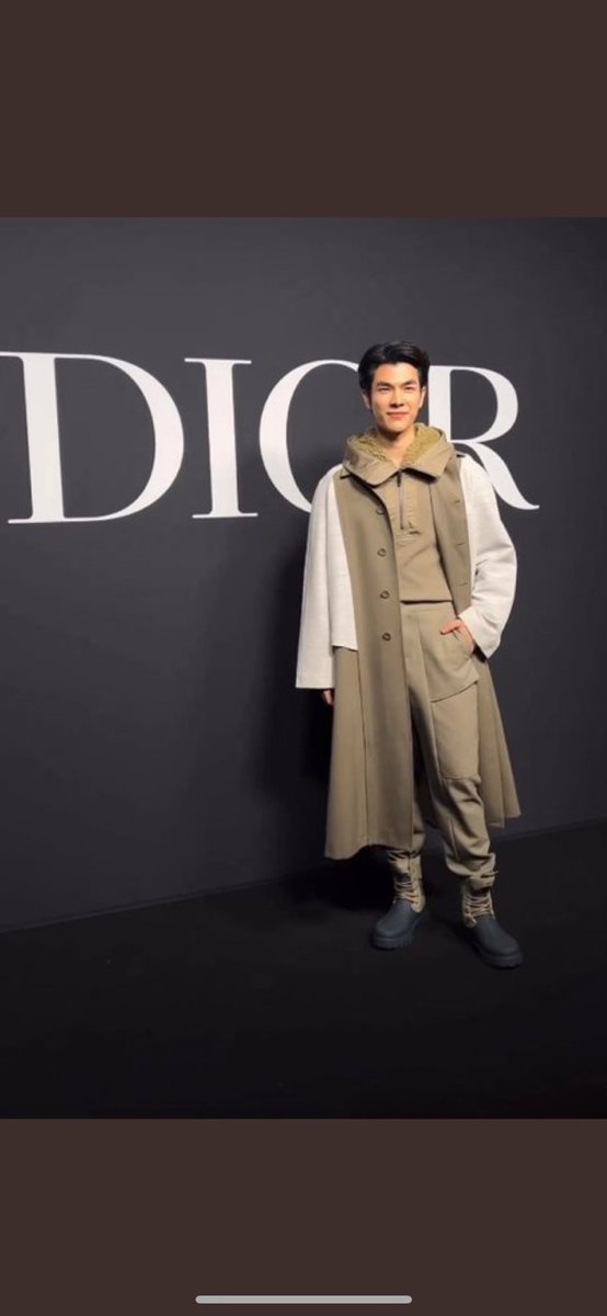 MelaCalato's tweet photo. #MilexDiorWinter2023
I’m so glad to see you.Have a nice trip in Pairs! https://t.co/ybEHSUQkup