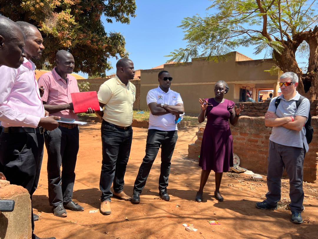 min_waterUg's tweet photo. #MWEworks: Mr. Nabil Chemaly the Senior Program Officer Safe Water @hiltonfound and Representatives from @IRCWASHUg concluded a two day visit to Lira City in Northern Uganda. @KagutaMuseveni @GovUganda @samcheptoris @HonSekindi @MamaMabira @okidi64 @IRCWASH @ktagwai @NabunnyaJane https://t.co/lB9ykoo5um