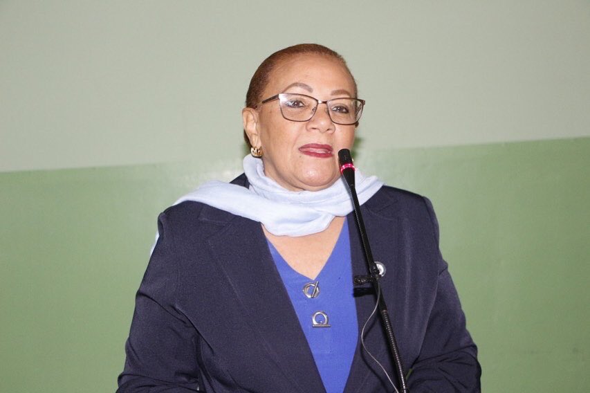 regional06lv's tweet photo. Directora Regional de Educación 06, La Vega se reúne con los encargados de Educación Física con la finalidad de organizar las “FESTIVIDADES  EN TIEMPO DE PATRIA", que inician el 26 de enero, al celebrar el 210 aniversario del natalicio del  Padre de la Patria, Juan Pablo Duarte. https://t.co/4dEB04CK5U