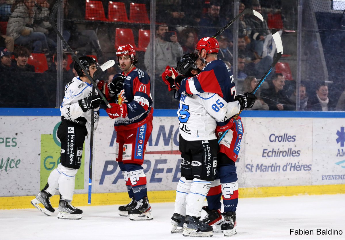 Quand tu apprends que la finale de Coupe de France sera diffusée en direct à la télévision sur Sport en France 😁📺

⚔️ <a href="/Lesrapacesdegap/">Les Rapaces de Gap</a> 🦅🆚🐺 <a href="/bruleursdeloups/">Brûleurs De Loups</a> 
📍 <a href="/Accor_Arena/">Accor Arena</a> 
⌚️ 15h00
📺 <a href="/sport_en_france/">Sport en France</a> 
#⃣ #CdFHockey #GAPGRE 
🎟️ bit.ly/3iLTlw1