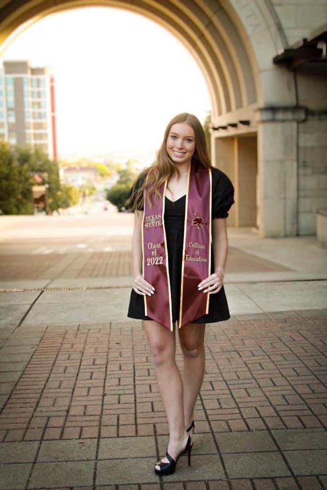 SCUCISD's tweet photo. Congrats Alison Ranke, Class of 2018 alumna from @SamuelClemensHS. She received her Bachelor’s degree in Exercise Sports Science from Texas State University, with Cum Laude honors. Alison is currently serving as a long-term substitute PE teacher at Clemens HS. https://t.co/k2VknYlrUT