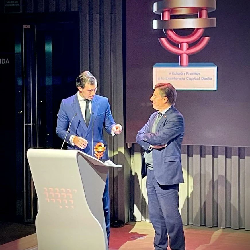 victor_fuertes_'s tweet photo. MWCC gana el Premio a la Excelencia a la Institución más Inspiradora en los V premios @CAPITALRADIOB
 
https://t.co/XqwDUVoQBD 
@madrid_wcc 
#objetivo17 https://t.co/Gt14PQ8LaC