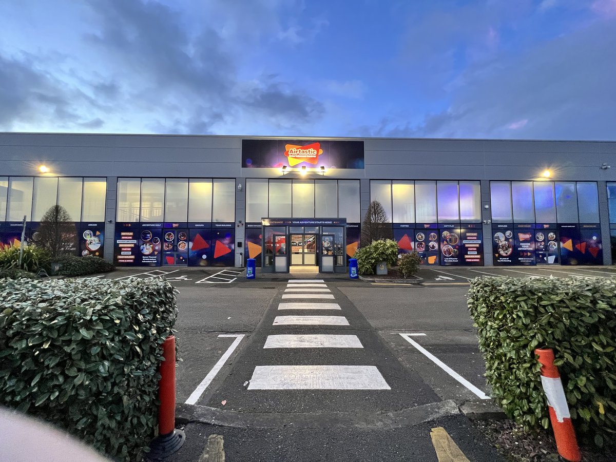 Planning a fun-filled family day out? <a href="/AirtasticIre/">Airtastic Entertainment Centres Ireland</a> offers activities for all ages, from a soft play centre to bowling and more 😁 They’ve even got options for parties and groups!

Start planning your trip here: intokildare.ie/directory/thin…

#IntoKildare #IntoAdventure