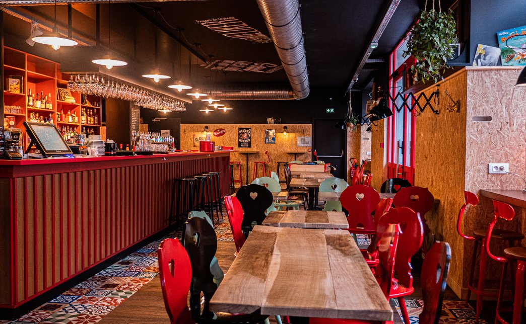 C’est bientôt le prochain #AperoSEO à #Strasbourg !!
🍸Nouveau lieu : Au Coin des Kneckes, 34 Rue de la Course
📆la date :  le lundi 30 janvier à 19h30
👭avec notamment <a href="/Ehumeurs/">Eric - Crokseo</a> <a href="/PierreGaudard_/">Pierre Gaudard</a> <a href="/Axxl_SEO/">Axxl</a> @floflo_v @AlizeeBaudez <a href="/Listen_SEO/">Victor Meich</a> <a href="/Cuomo_Regiseo/">Régis 🌈</a> <a href="/mathiasmtc1/">Mathias - seobooster.fr 🚀</a>