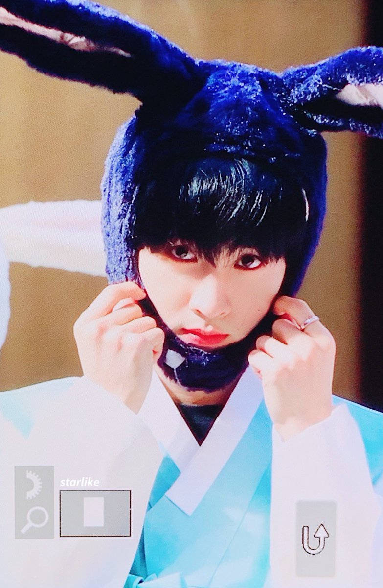 230120 설날이란 거 너무나 좋은거엿다고한다 😇🥲😅🤣🥹😇🥲
#미래소년 #카엘 #MIRAE #KHAEL #카엘이미래다