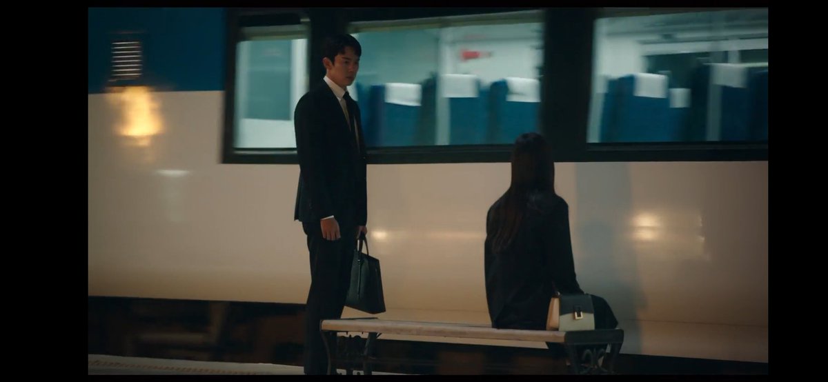 lovesJtbcdrama's tweet photo. Is it too late for them to completely understand their personal feelings for each other & too sad that they are people affected by their delayed feelings 🥲❤️
#TheInterestsOfLove #TheInterestsOfLoveEp9 #YooYeonSeok #MunKaYoung #사랑의이해 #문가영 #유연석 https://t.co/BLPWW7D3Un