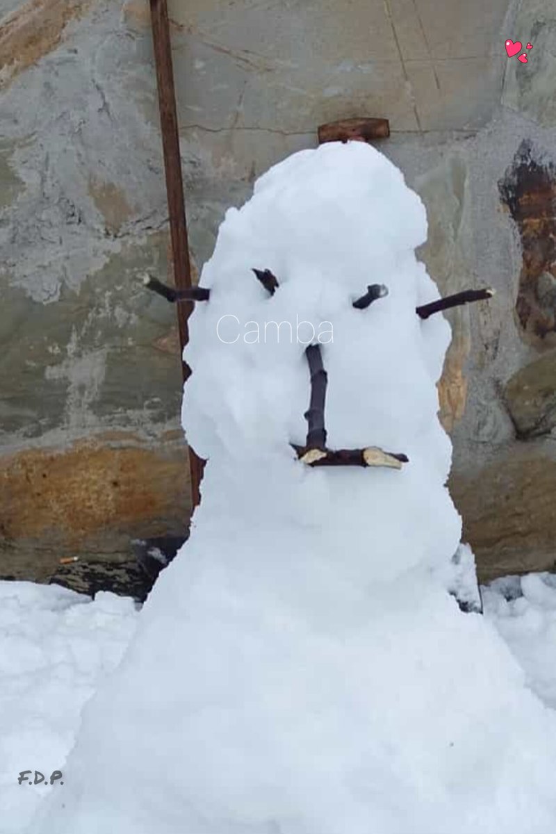 pueblodecamba's tweet photo. Y con la nieve otra vez somos niños...
#cambaelpequeñoparaiso
#querote_ourense #salvemosomonte #nieve #schnee #χιόνι #neve #snow #雪 #neiger #neve #сніг #nix
#inocencia #unschuld #αθωότητα #innocenza #innocence #イノセンス #inocência #невинність #innocentia #paisajedemontaña https://t.co/EtW2eMDrNS