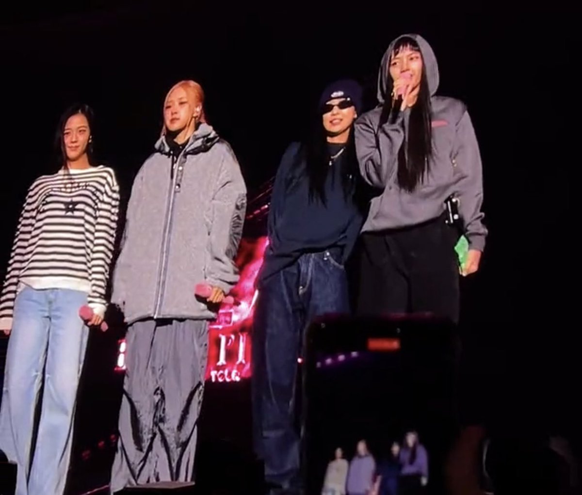 pinkshotter's tweet photo. ellas son el gg más grande https://t.co/j55unwrJ5t