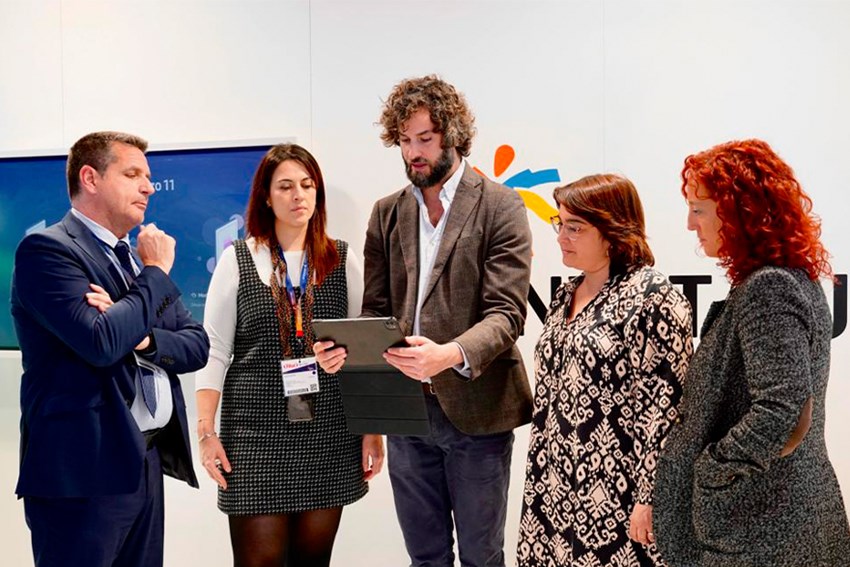 La Feria Internacional de Turismo (#FITUR) ha acogido hoy su primera jornada, en la que el Ayuntamiento de #Sagunto ha continuado con el desarrollo del municipio como destino turístico inteligente, para avanzar hacia un turismo sostenible 🙌