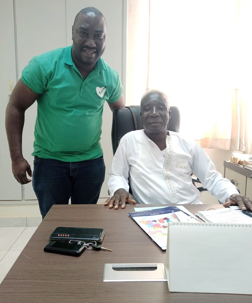 PTFund's tweet image. @PTFund is engaged in a mentoring program for 22 @oafress Champions. Today’s featured Champion is Digbeu Luc Zikehouli who is working to integrate Kings and Traditional Leaders in the community-led strategy in Côte d'Ivoire for vaccination against epidemics and diseases.