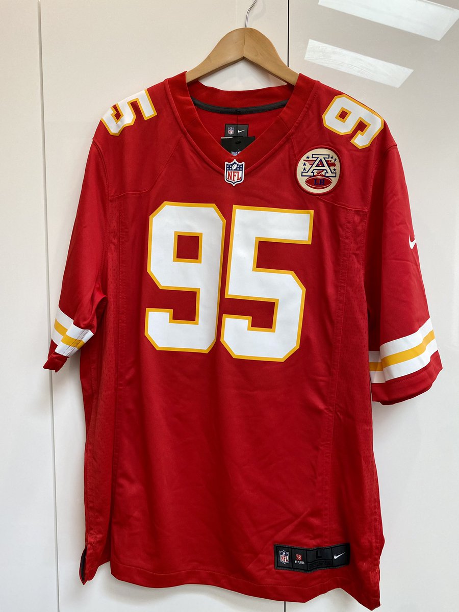 Arrowhead_Adam's tweet photo. PLAYOFF GIVEAWAY: I’m giving away a brand new Chris Jones Chiefs jersey (size large) to one lucky follower. Here’s how you can enter to win:

Step 1. RETWEET &amp; LIKE this tweet
Step 2. Make sure to FOLLOW me

I’ll randomly select one winner. Good luck and go Chiefs!!! https://t.co/FE9rInG51t