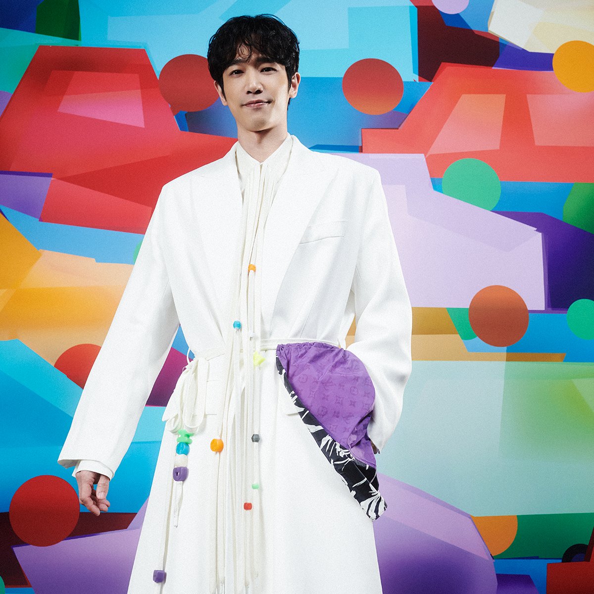 #JasperLiu at #LVMenFW23. The actor attended the recent #LouisVuitton presentation at the Cour Carrée du Louvre in Paris. See more from the fashion show at on.louisvuitton.com/60143kI74