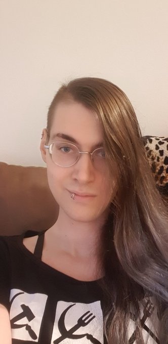 This bad bitch has reached one full year of HRT 🥳 https://t.co/Yxwz3Uvyhs<a href="/tag/transdayofvisibility"class="tags"><span>#transdayofvisibility</span></a>