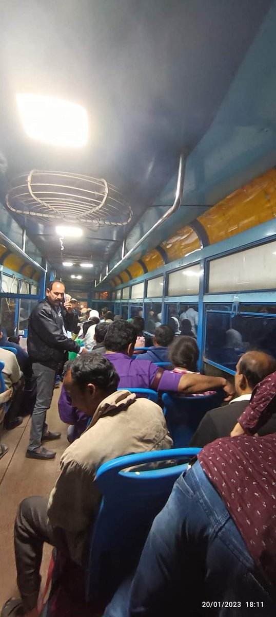 mandle_a's tweet photo. Trams always full on 2 operating routes, unmasking fake narrative of @KPTrafficDept @WBTC4 World prioritizes electric mass transit, while @GoWBTransport is killing Tramways! Hope @MamataOfficial steps in to save it. @FirhadHakim @SnehasisAITC #ProTram people's movement @_CTUA_ https://t.co/VCoEZykVjY