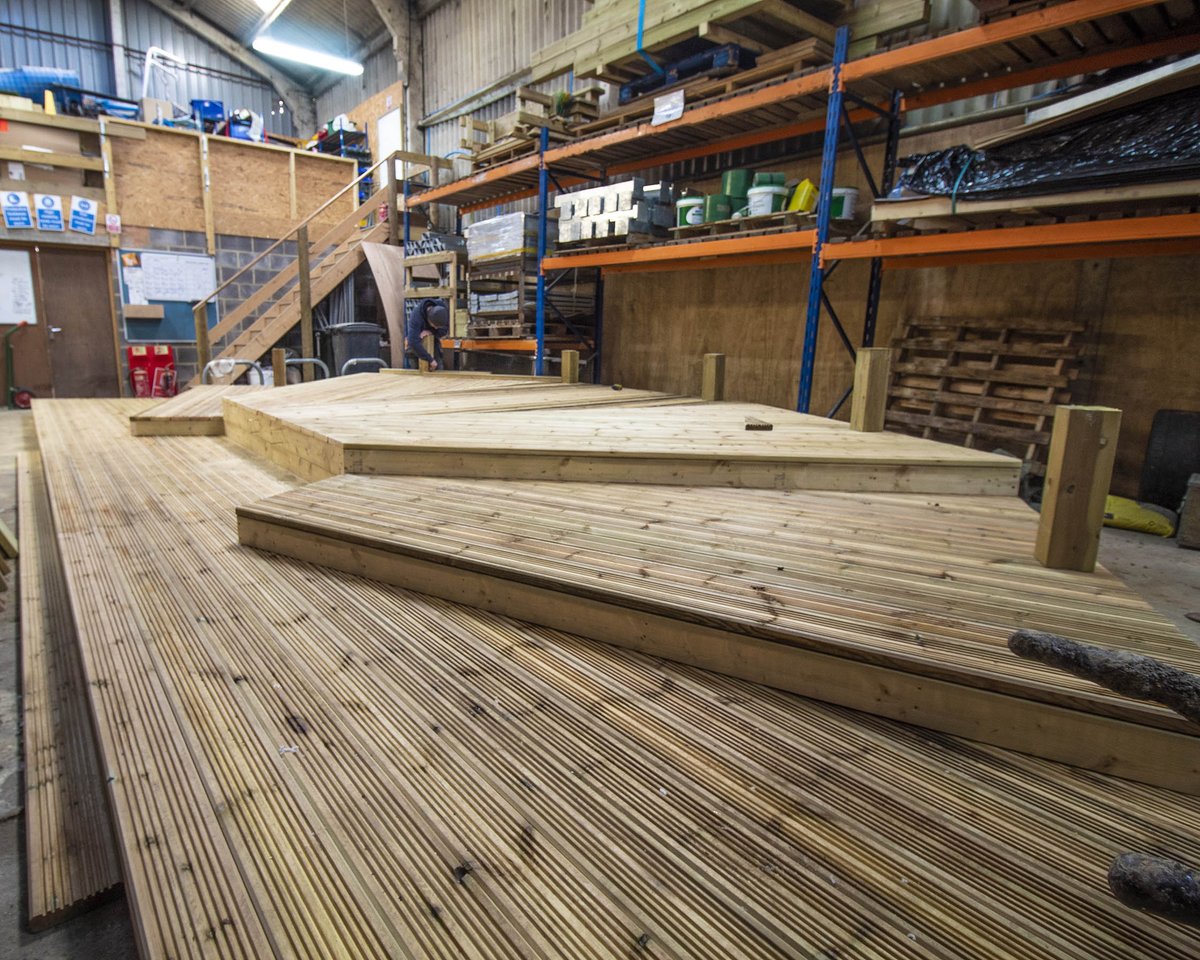 SawscapesP's tweet image. It's a beast! Another mighty three-tiered decked stage ready for installation! 💪🎭 #performancestage #outdoorclassroom #decking #designandbuild #sawscapesplay