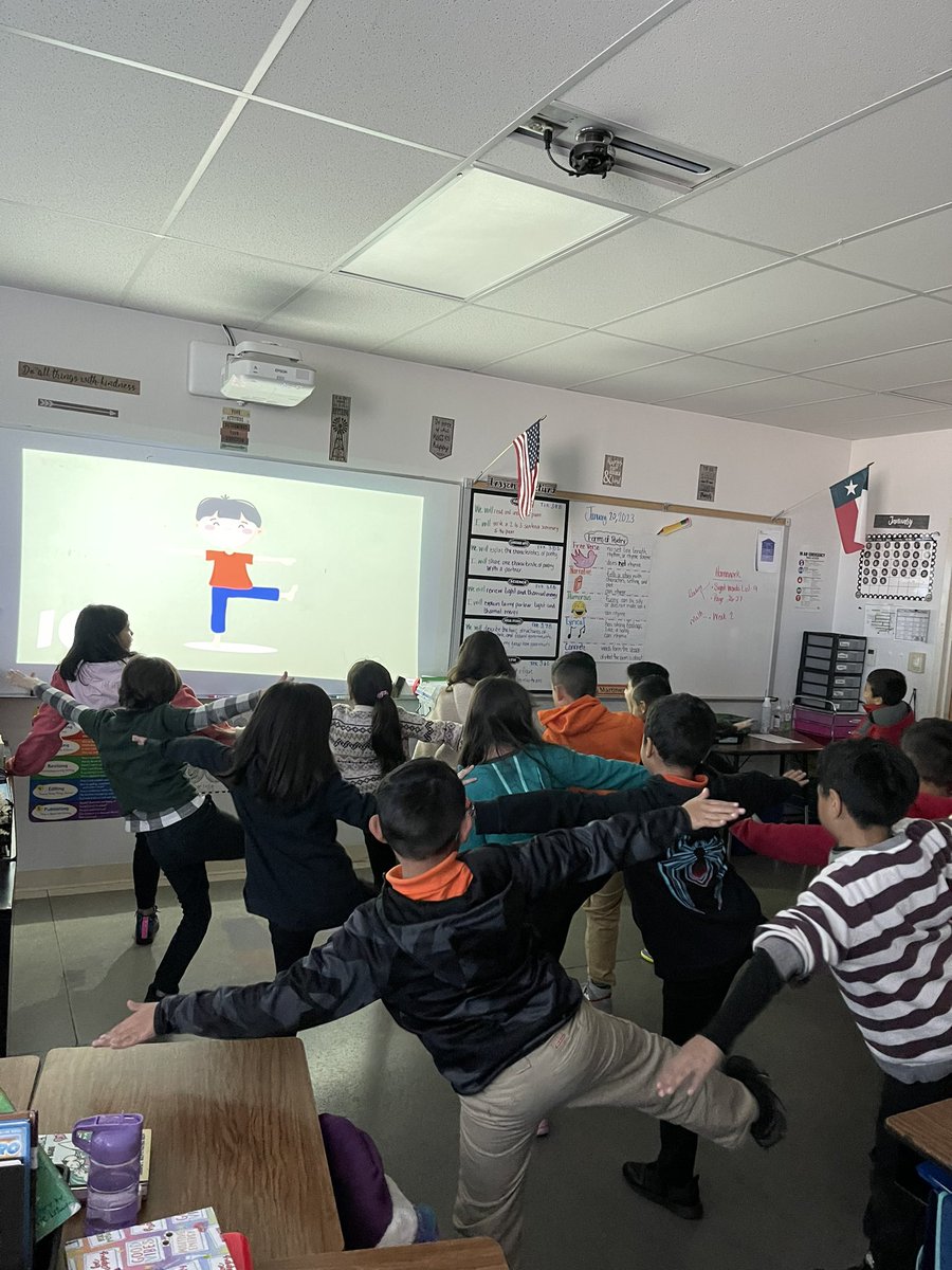 LauraMarti30's tweet photo. A little bit of yoga to start our day! #CJE https://t.co/zWFk0aivYp