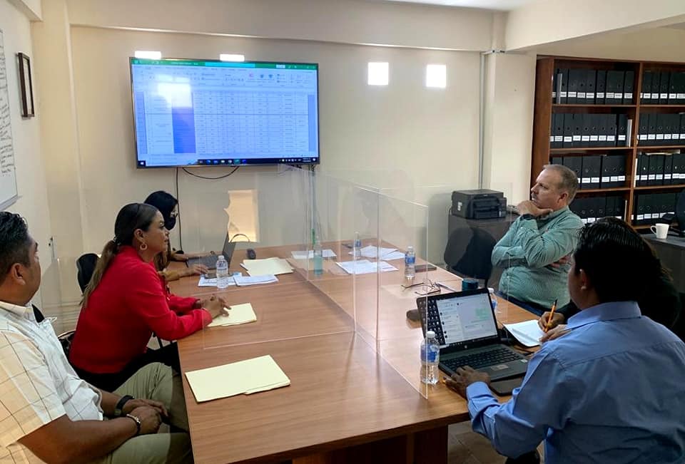 Capaseg_CS's tweet photo. Se tuvieron reuniones de trabajo con Presidentes municipales de la #RegiónCentro-#MontañaBaja: de José Joaquín de Herrera #Hueycantenango; Orquídea Hernández Mendoza, #Chilapa de Álvarez; Aldy Esteban, y de Mártir de Cuilapan #Apango; Jenny González Ocampo (1) https://t.co/Xl5D4eMCBM