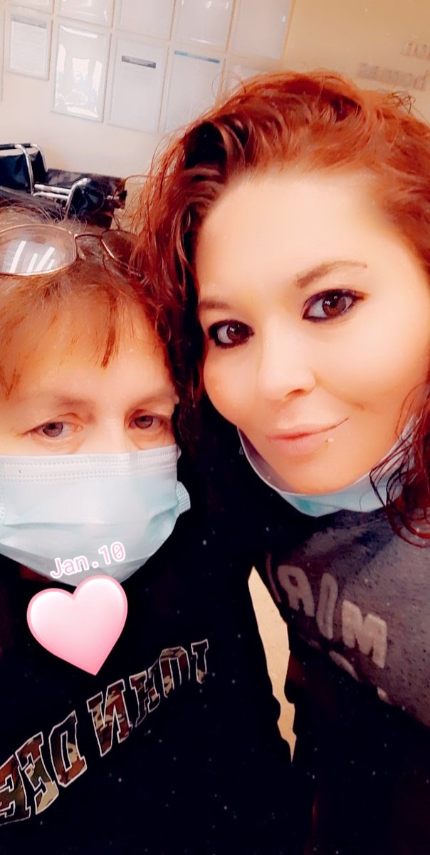 KayLean1204's tweet photo. @ The hospital that day. Mother had surgery everything went wonderful Thank you Most High. https://t.co/EQ99HI9lry