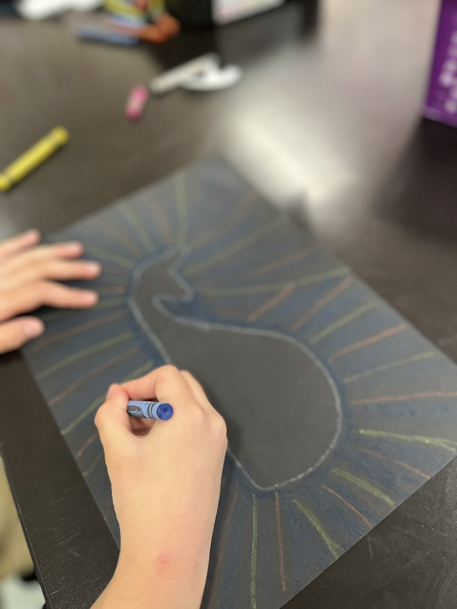 Mrs_LCornejo's tweet photo. Lots of painting and coloring this week. Learning about inferences and surrealism. #dali #shadowpuppet #hisdart https://t.co/qfLiReCxoP
