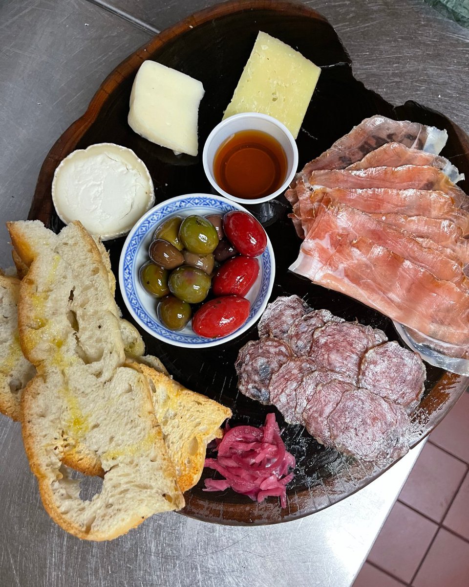 PinchMiami's tweet photo. It's Cheese Lover's day and our Charcuterie Board is calling your name. Grab a friend and joins us for a delicious Pinch Bite. 

Tue- Fri. Lunch Starts at 12pm, early dinner starts at 5pm  

J​​oin us for the Happiest Happy Hour on Biscayne Blvd! https://t.co/2SZ1brbmF0