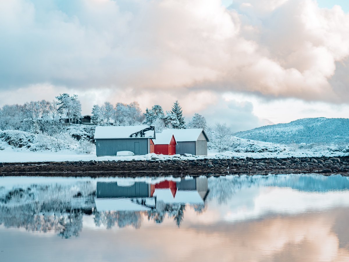 OlsiSimoni's tweet photo. 📍Ålesund 🇳🇴
#snow #river #icy #photography #photo #photooftheday https://t.co/7M8wQx6fw8
