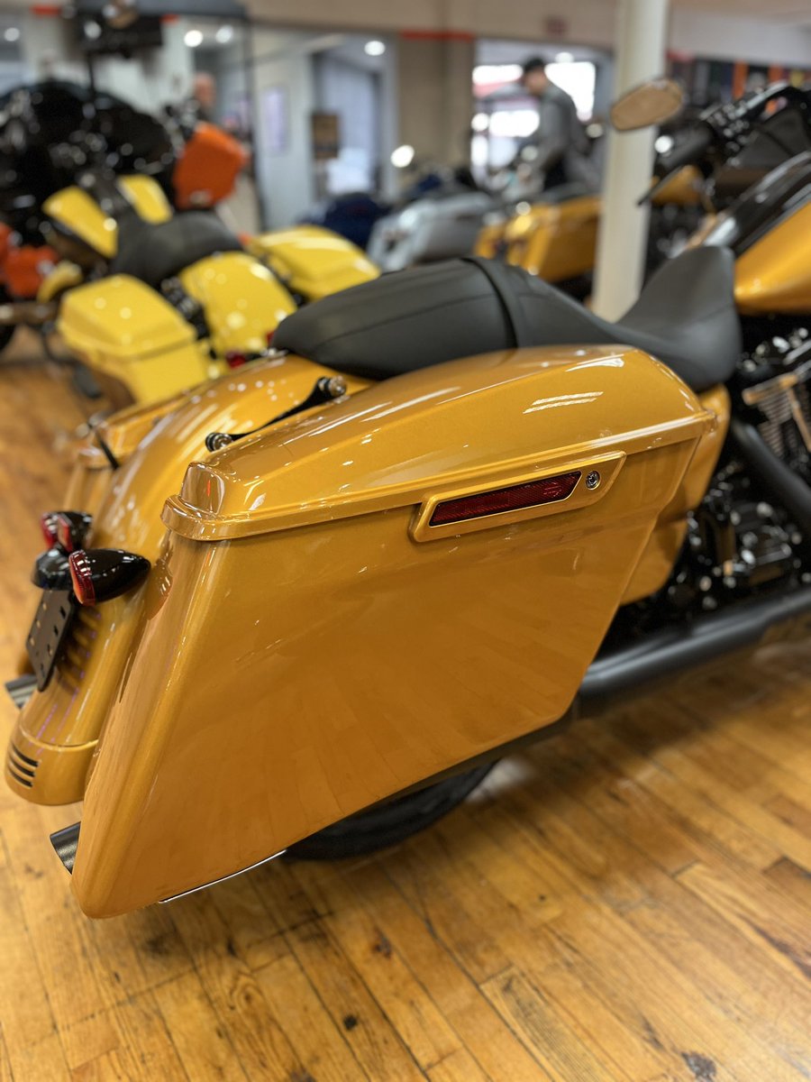 HDofWV's tweet photo. Go for gold at the all new Harley-Davidson of WV! 🥇 The 2023 Road Glide Special in Prospector Gold is shining in the showroom for you! 😎 https://t.co/Jw3hxqfA4Q