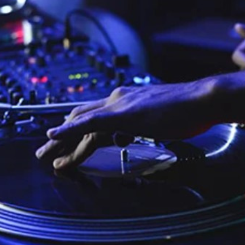 BET's tweet photo. In 1977, New York City had a 24-hour blackout which led to looting in neglected neighborhoods—giving DJs access to equipment and enabling those who couldn’t afford turntables and mixers to become DJs. #HipHop50