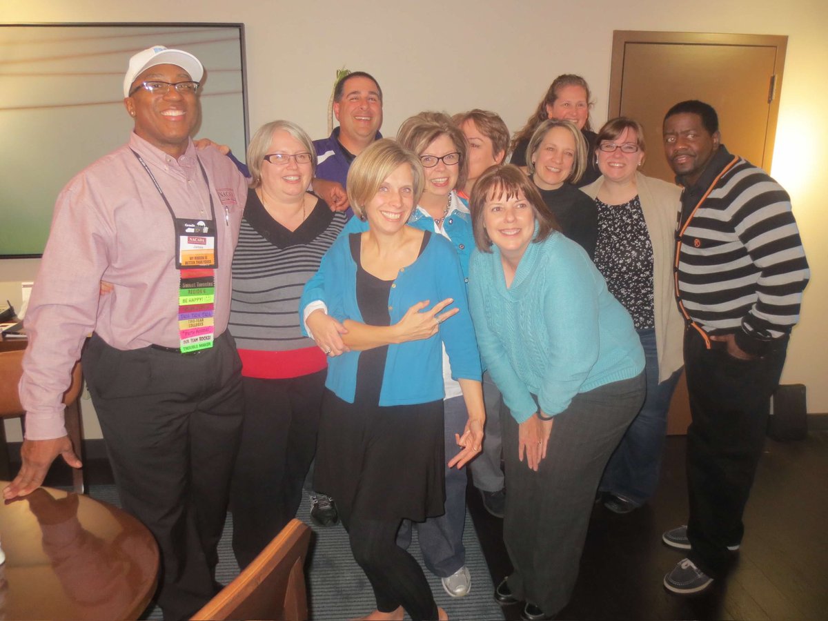 JamesCloyd_MCC's tweet photo. #FridayFlashback shout out to the NACADA 2014 conference planning committee! It's hard to believe 9 years ago we were proudly tweeting #NACADA14 Happy Friday friends!

#FlashbackFriday
#Friendship4Ever #AcademicAdvising #NACADA 
#Minnesota
#Minneapolis
#MemoryLane
#MCCNEB https://t.co/E0SJrc6Hs5