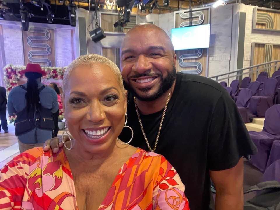 RolondaWatts's tweet photo. It’s #NationalDJDay! And cheers to our favorite @DJSUSSONE from @sherrishowtv! Thanks for those awesome beats that keep us dancing in the aisles! 🤗🎶🎧📺
#djsussone #sherri #sherrishow #teamsherri #rolonda #goodmorning https://t.co/Ysqyue6u1K