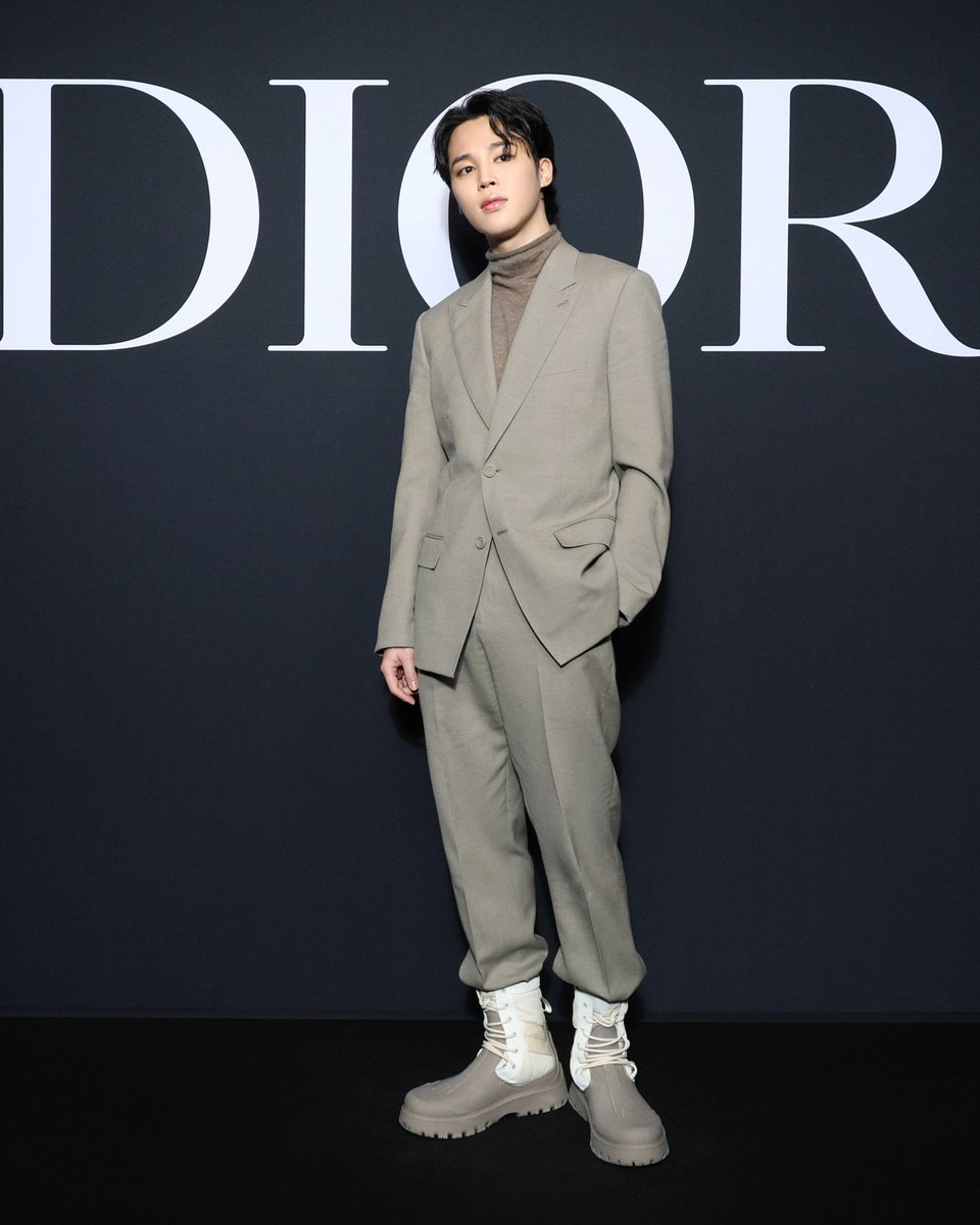 JIMIN from @BTS_BigHit, our newly-appointed global ambassador, ticked all the boxes of confident, contemporary elegance at this afternoon's #DiorWinter23 by Kim Jones on.dior.com/menwinter2023-… show in Paris. #StarsinDior