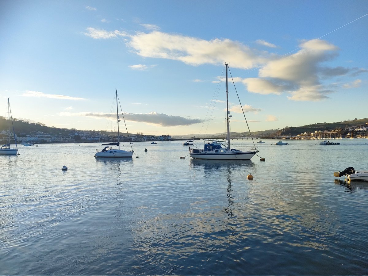 one_eye_looking's tweet photo. Friday on my mind....
#Teignmouth
#Backbeach https://t.co/yyCfEB5qEJ