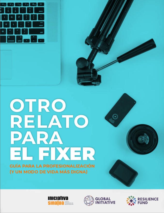 BorderCenter's tweet photo. 🤳🎥Recursos para #Periodistas| ¿Te es difícil poner una tarifa cuando recibes una invitación para ser #fixer en un proyecto?

Te recomendamos esta guia de @IniSinaloa  «Otro relato para el fíxer», guía para la profesionalización de esta actividad

https://t.co/lyMVnKqk61 https://t.co/rXq15k9MYO