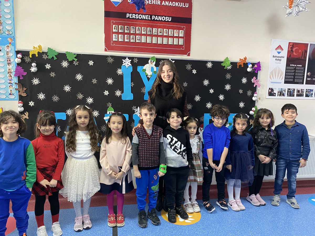 İrem kılınç (@remkln80552341) on Twitter photo İyi tatiller 🥳🎉🧡 Turuncu sınıf 🧡<a href="/ErkenCocukluk/">Hale Güneş</a> <a href="/tugbaozdinc/">Tuğba Özdinç Kater</a> <a href="/burakocakl2/">burakocaklı</a> <a href="/izzetsansar/">izzet sansar</a> <a href="/mehmetdiker60/">Mehmet Diker</a> @ERIFE21034799 <a href="/BKTokatKampusu/">BK Tokat Kampüsü</a> <a href="/AnaokuluTokat/">BK Tokat Kampüsü Anaokulu</a> #heranımdabahçeşehir İyi tatiller 🥳🎉🧡 Turuncu sınıf 🧡<a href="/ErkenCocukluk/">Hale Güneş</a> <a href="/tugbaozdinc/">Tuğba Özdinç Kater</a> <a href="/burakocakl2/">burakocaklı</a> <a href="/izzetsansar/">izzet sansar</a> <a href="/mehmetdiker60/">Mehmet Diker</a> @ERIFE21034799 <a href="/BKTokatKampusu/">BK Tokat Kampüsü</a> <a href="/AnaokuluTokat/">BK Tokat Kampüsü Anaokulu</a> #heranımdabahçeşehir