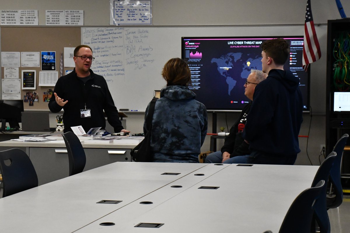 GreeneCCC's tweet photo. Another open house, another great success! It was an exciting night for Greene County Career Center as we welcomed our doors for incoming sophomores. Attendees were able to tour the building, meet instructors, and see what their future could hold at GCCC. #BuildingTheWorkforce https://t.co/Bx2Kkjm4KR