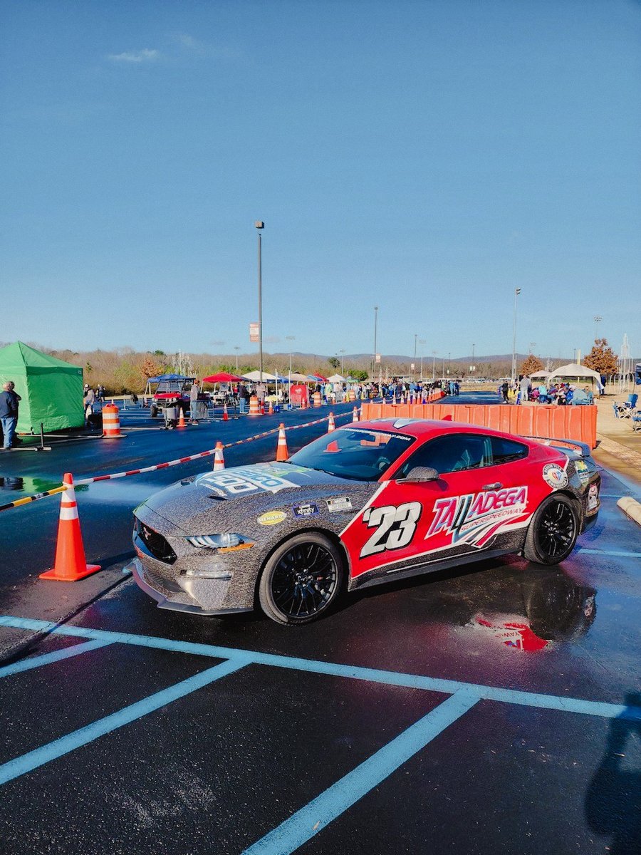 TALLADEGA's tweet photo. Next Gen - student style 🤩 

We hung out with @Greenpower_USA as 4th-6th and 9th-12th tested their built electric race cars for their schools and compete in a variety of events both on the track and the classroom.

Check it out! https://t.co/gFftc1evPH